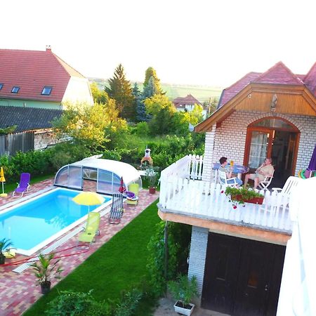 Joker Villa Apartmanhaus Hévíz Екстериор снимка