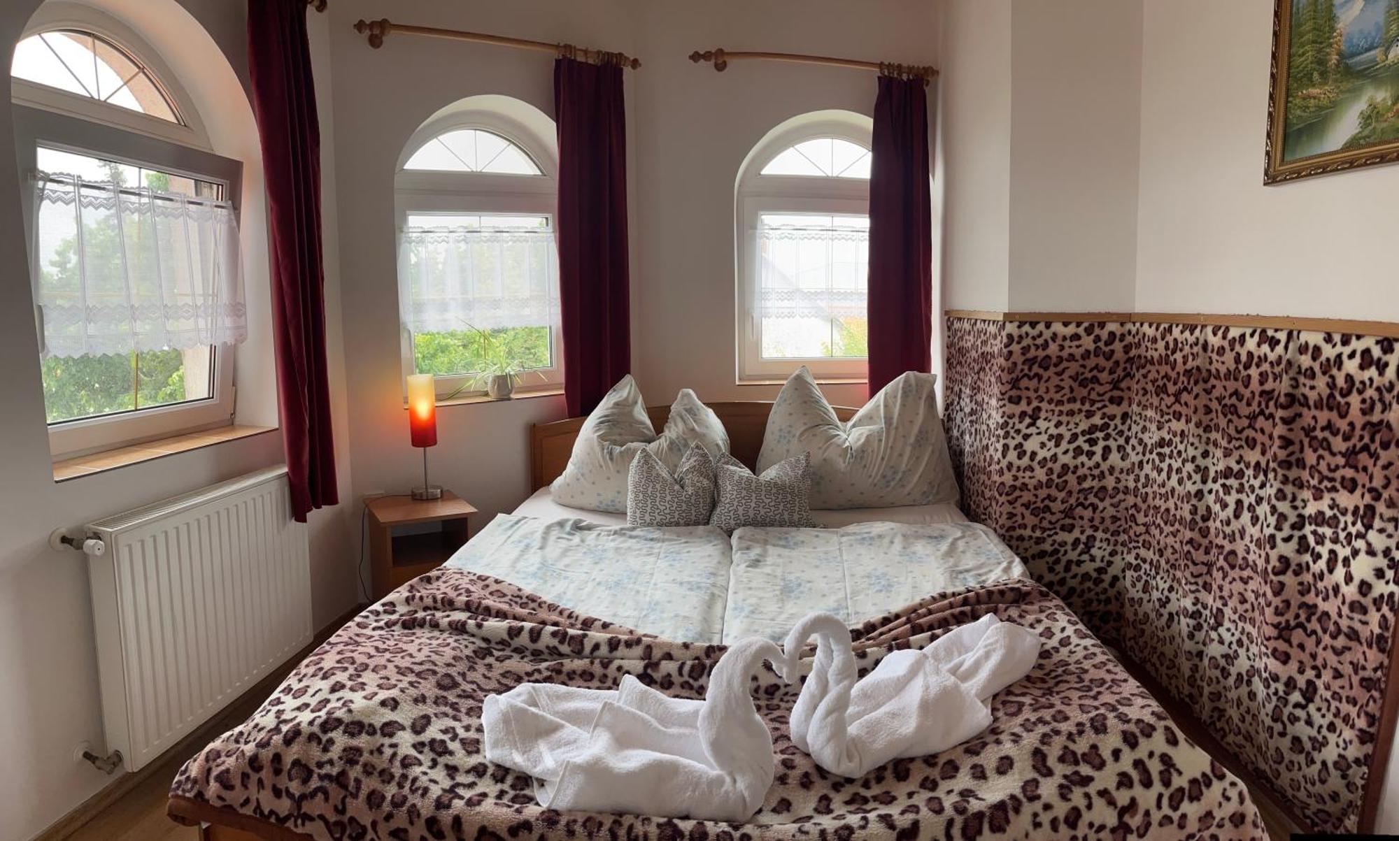 Joker Villa Apartmanhaus Hévíz Екстериор снимка
