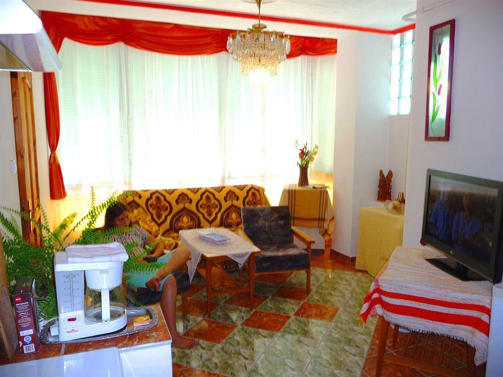 Joker Villa Apartmanhaus Hévíz Екстериор снимка